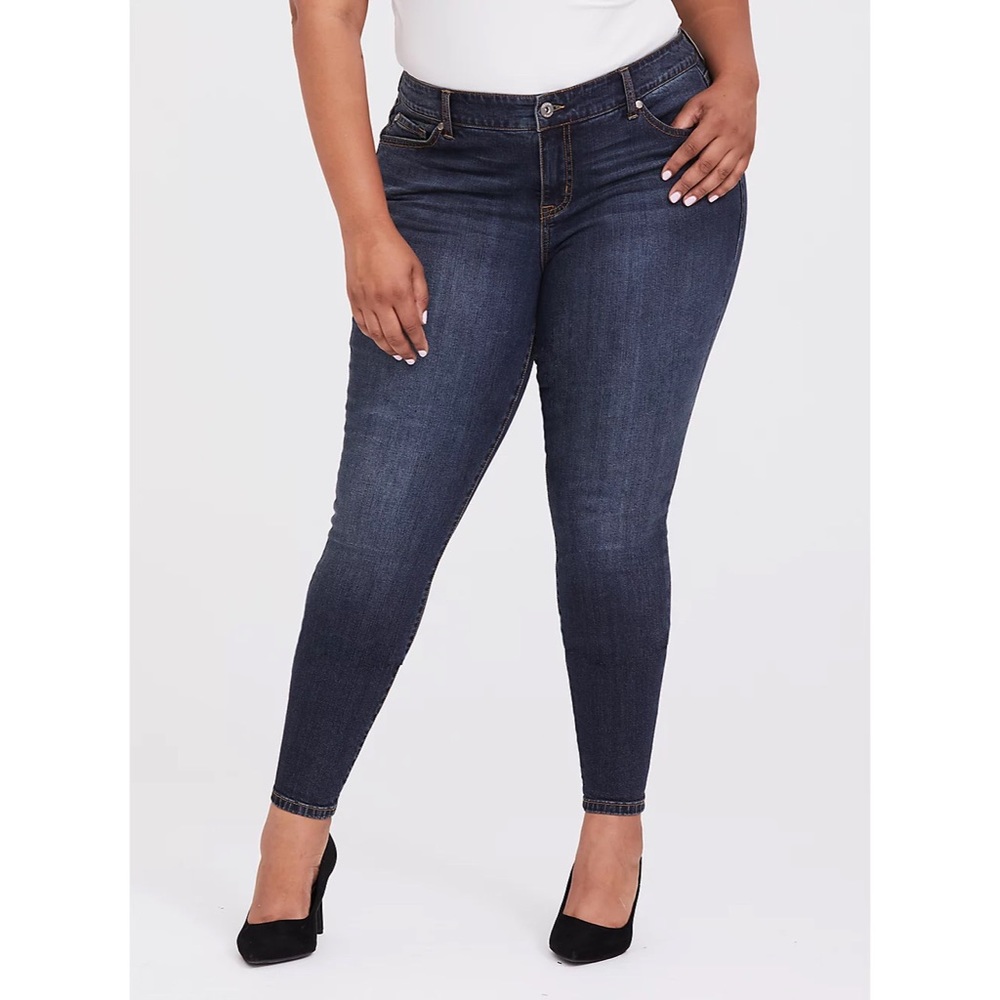 Torrid Mid Rise Stretch Skinny Jeans